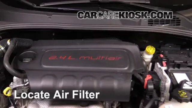 2016 Fiat 500X Easy 2.4L 4 Cyl. Filtre à air (moteur) Changement
